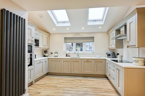undefined, 19 Hall Close, Pattingham, Wolverhampton, WV6 7DE