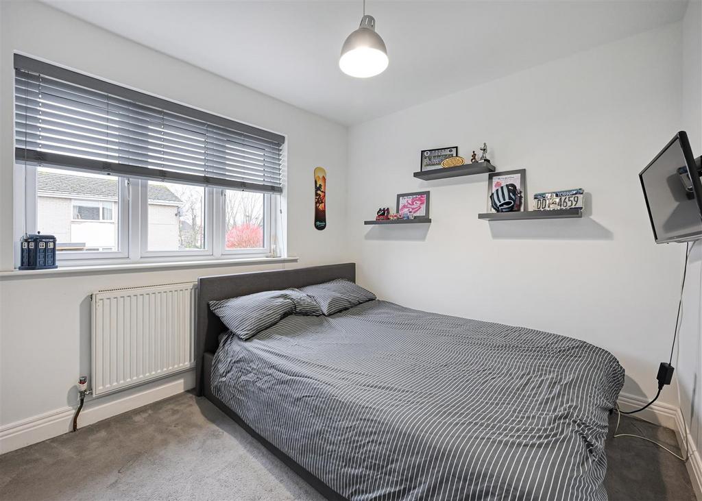 19 Hall Close-20.jpg