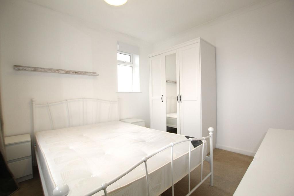 Bedroom Highton Street