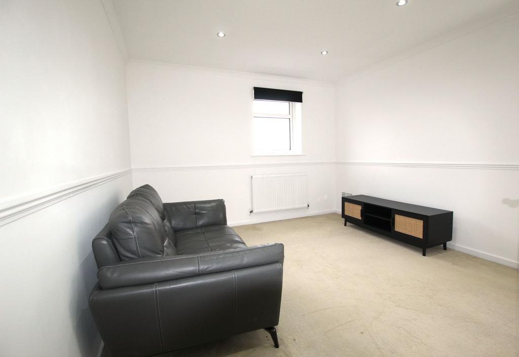 Lounge Highton Street