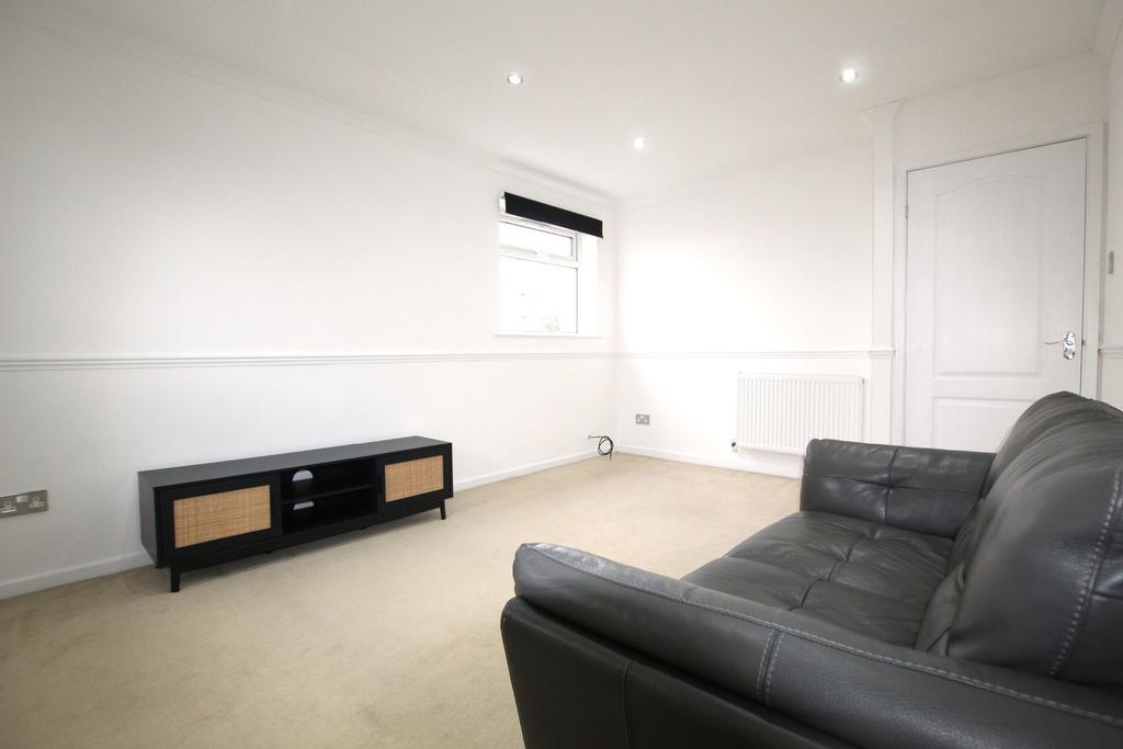 Lounge Highton Street