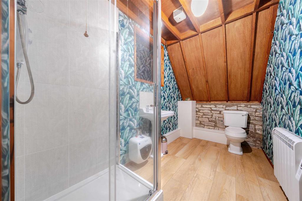 Tithe Barn Shower Room