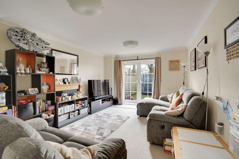 4 bedroom detached house for sale, Newmarket Road, Cambridge CB25