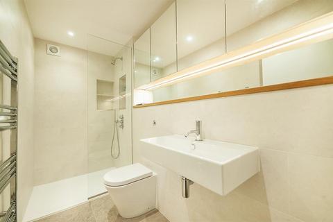 1 bedroom flat to rent, Grazebrook Road, Stoke Newington , London, N16