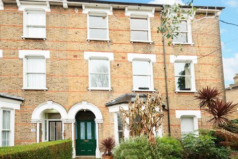 1 bedroom flat to rent, Grazebrook Road, Stoke Newington , London, N16