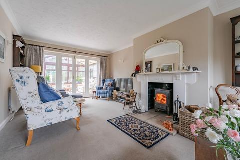 5 bedroom detached house for sale, Norwich Road, Tuttington