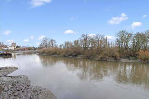 2 bedroom duplex for sale, Lower Square, Isleworth, TW7