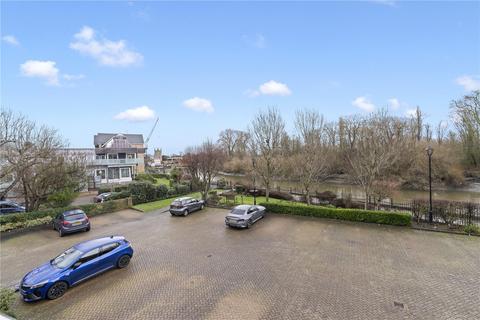 2 bedroom duplex for sale, Lower Square, Isleworth, TW7