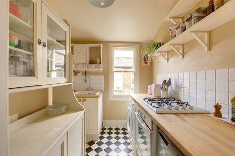 2 bedroom flat for sale, Bovill Road, Forest Hill, SE23