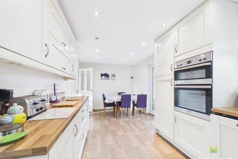 3 bedroom semi-detached house for sale, Monkmoor Road, Shrewsbury