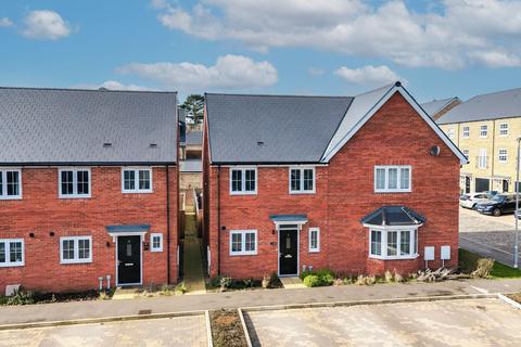 3 bedroom semi-detached house for sale, Tutte Gardens, Newmarket CB8