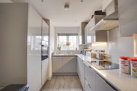 3 bedroom semi-detached house for sale, Tutte Gardens, Newmarket CB8
