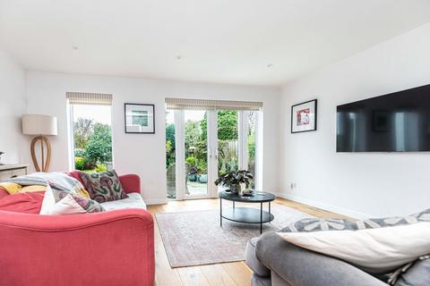 4 bedroom detached house for sale, Kitchers Close Sway