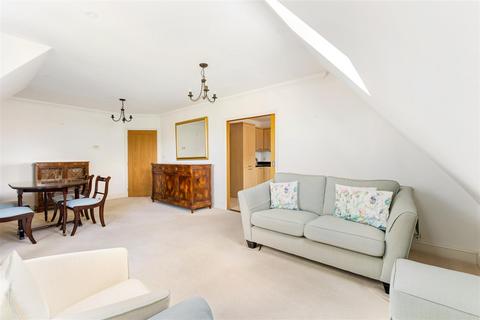 2 bedroom apartment for sale, Between Streets, Cobham