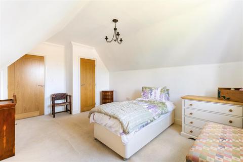 2 bedroom apartment for sale, Between Streets, Cobham