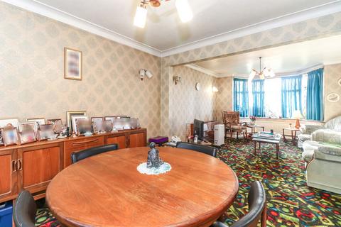 5 bedroom detached house for sale, Gallows Hill Lane, Abbots Langley, WD5