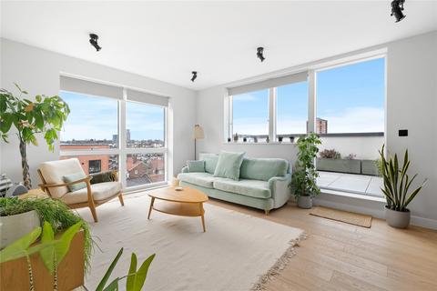 2 bedroom flat for sale, Cunard Apartments, Walthamstow E17