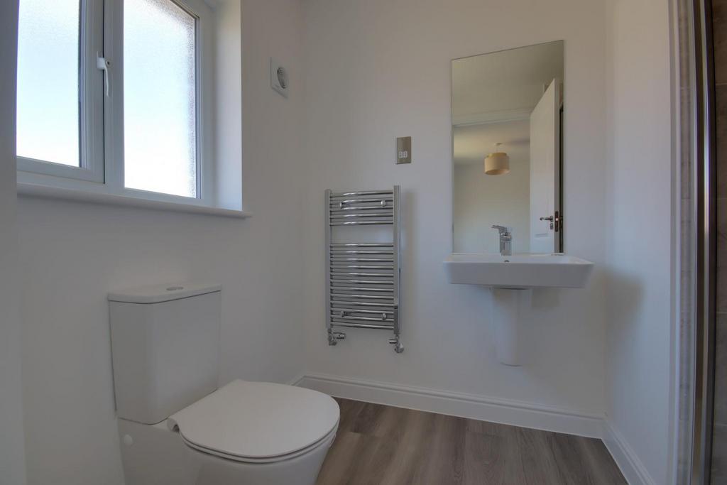 Second Ensuite