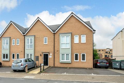 undefined, Ebberns Road, Drew Court, HP3