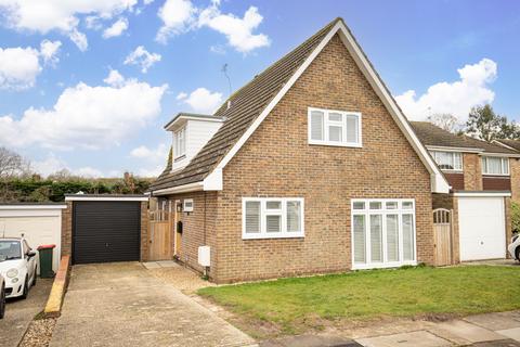 3 bedroom detached house for sale, St. Catherines Road, Crawley RH10