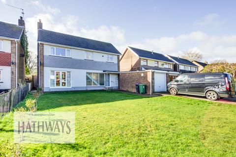 4 bedroom detached house for sale, The Alders, Llanyravon, NP44