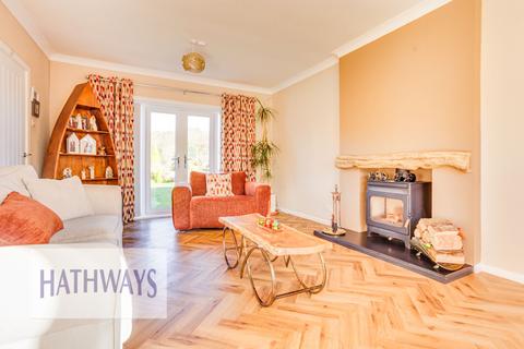 4 bedroom detached house for sale, The Alders, Llanyravon, NP44