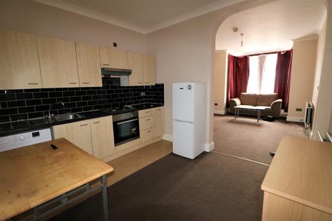 1 bedroom flat to rent, Mayfair Avenue, Ilford IG1