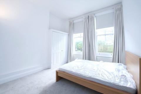 1 bedroom flat to rent, Perham Road, London W14