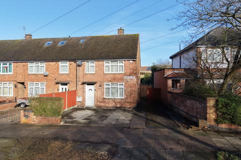 3 bedroom end of terrace house for sale - Headland Road, Leicester, LE5
