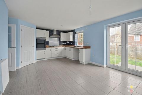 undefined, Port Stanley Close, Taunton TA2
