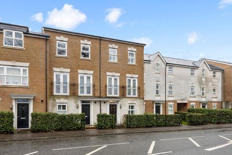 undefined, Parsonage Road, Horsham, RH12