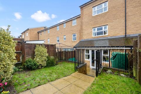 undefined, Parsonage Road, Horsham, RH12