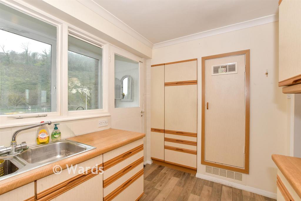 Apartment in Dover - View 4