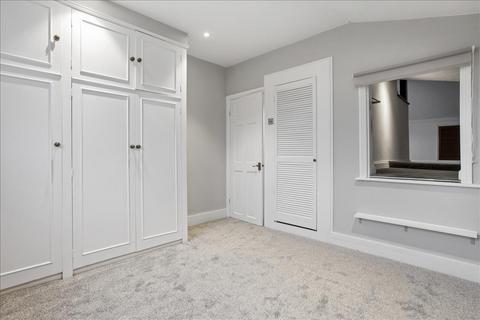 2 bedroom apartment to rent, Margravine Gardens, Hammersmith, London, W6
