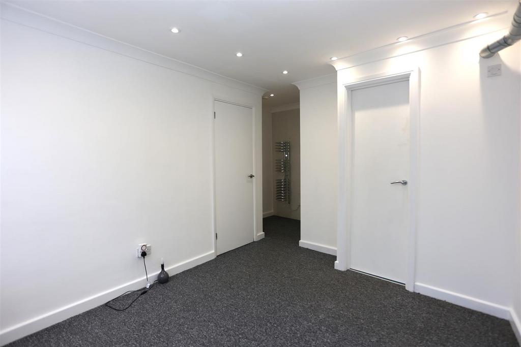 27 A, Guildford Road (14).JPG