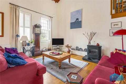 3 bedroom apartment for sale, Royal Drive, London, N11