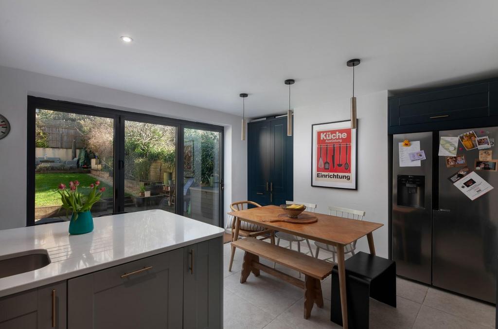 11 Prior Park Road-31.jpg
