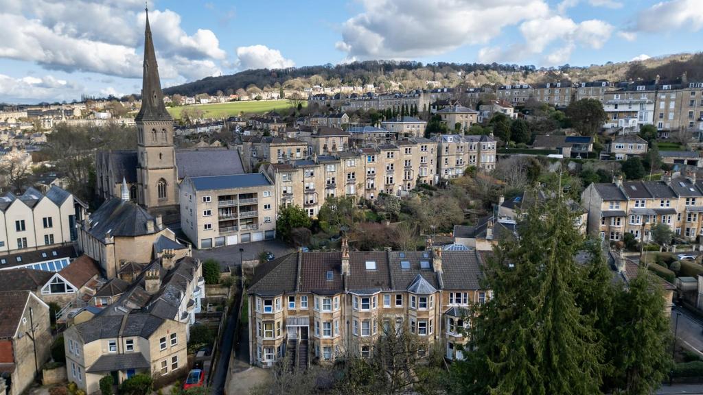 11 Prior Park Road-2.jpg