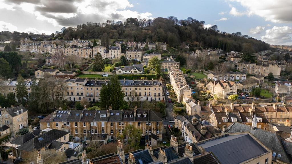 11 Prior Park Road-6.jpg