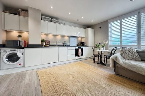 undefined, The Ring, Bracknell, Berkshire