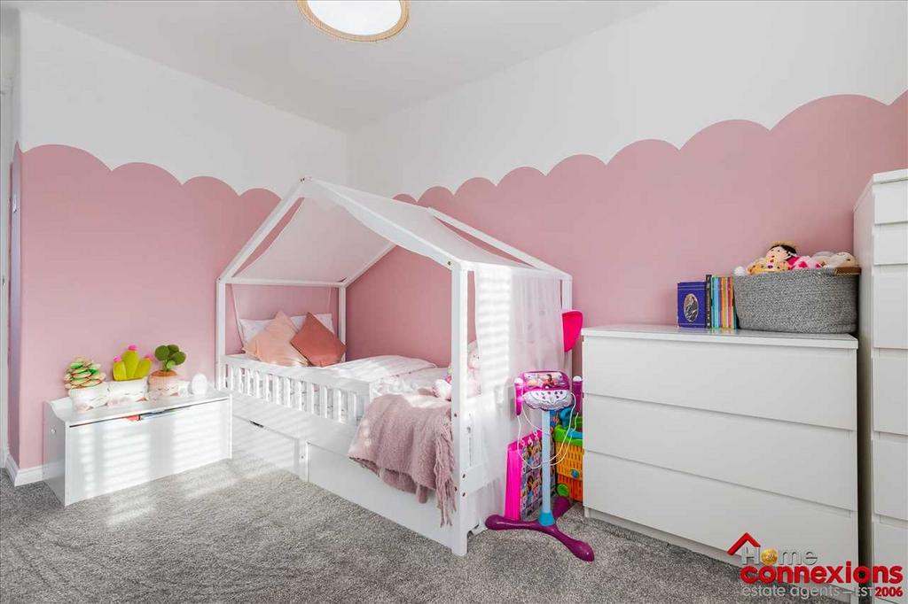 Bedroom Two (2)