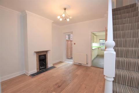 undefined, De Montfort Road