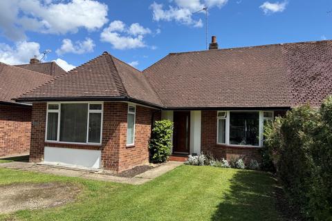 3 bedroom semi-detached bungalow for sale, Forest Road, Effingham Jct.