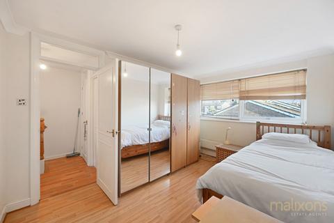 4 bedroom terraced house for sale, Hollman Gardens, London SW16