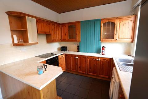 undefined, Burns Crescent, Harthill, Shotts, ML7 5QY