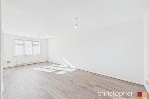 undefined, Manor Way, Cheshunt, Hertfordshire, EN8 8UL