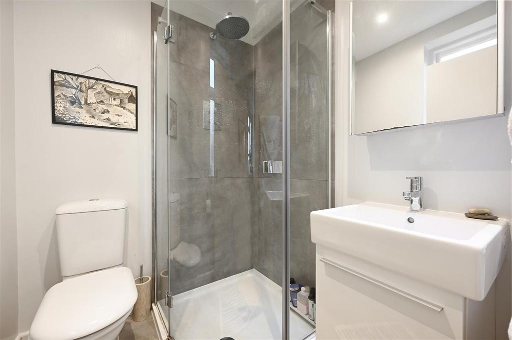 Ensuite