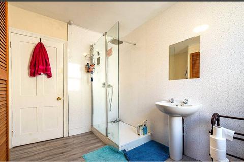 1 bedroom in a house share to rent, May Terrace, Devon PL4