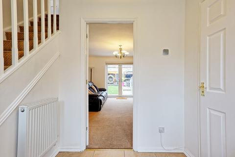 3 bedroom detached house for sale, Birch Crescent, South Ockendon RM15