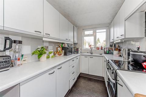 3 bedroom semi-detached house for sale, Ashfield Road, Andover